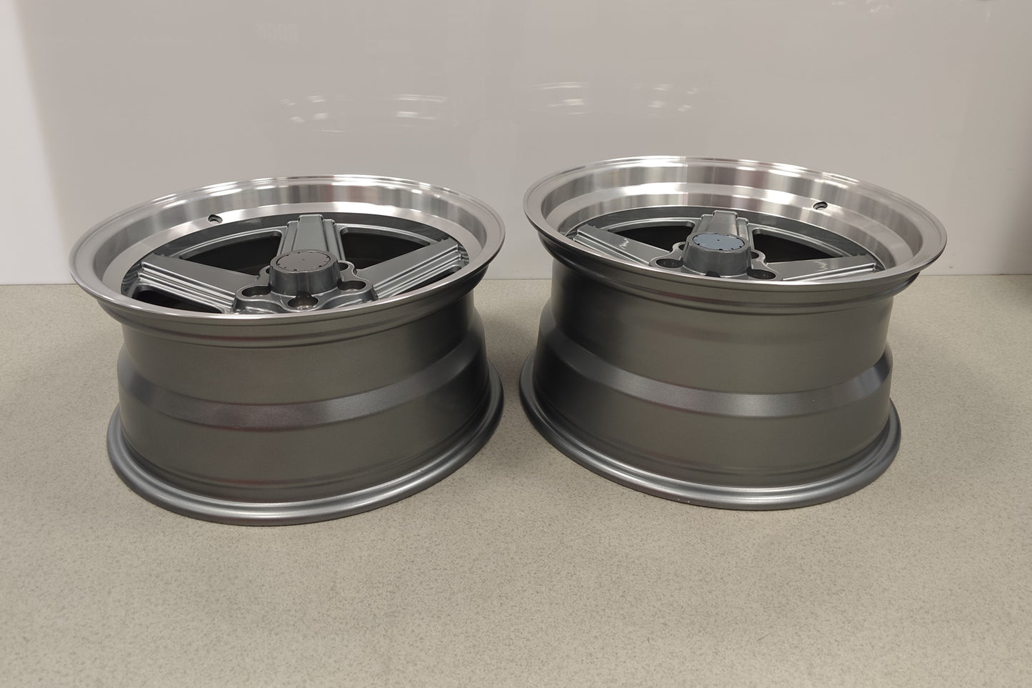 17" PENTA DARK 5X112