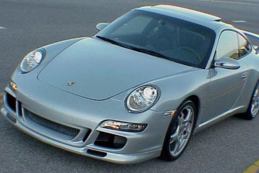 997 - PARACHOQUES DELANTERO GT3