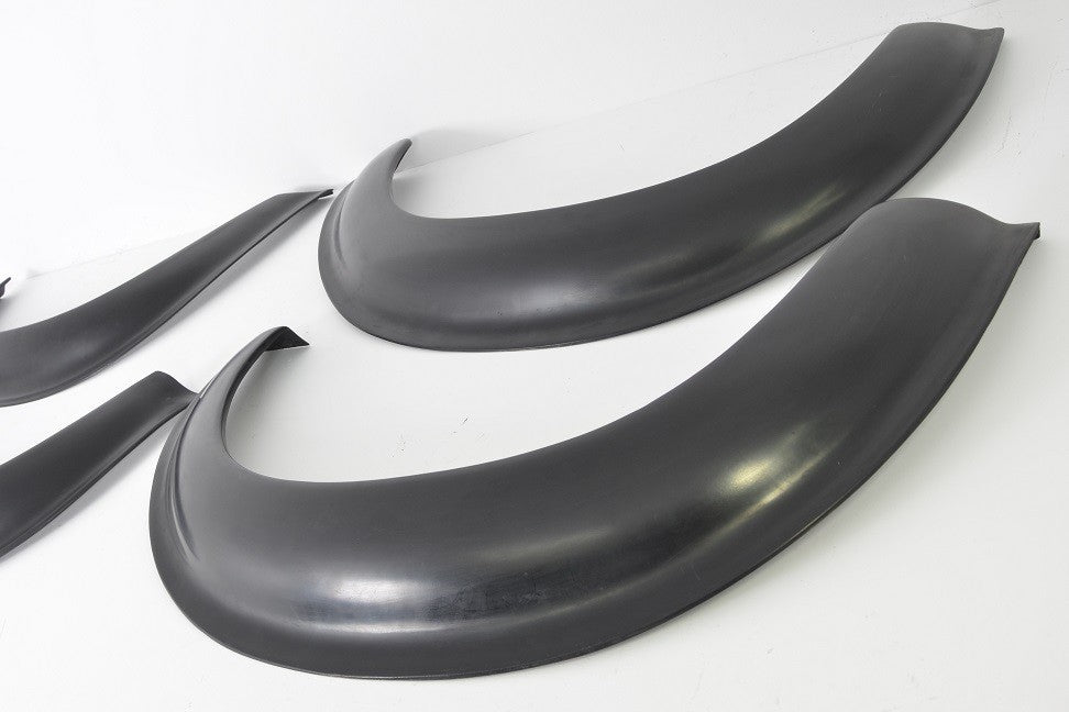 2 - E10 2002 TURBO WHEEL ARCHES