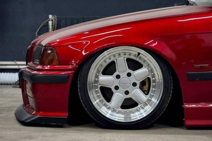 3 -  E36 LIP ANCHO