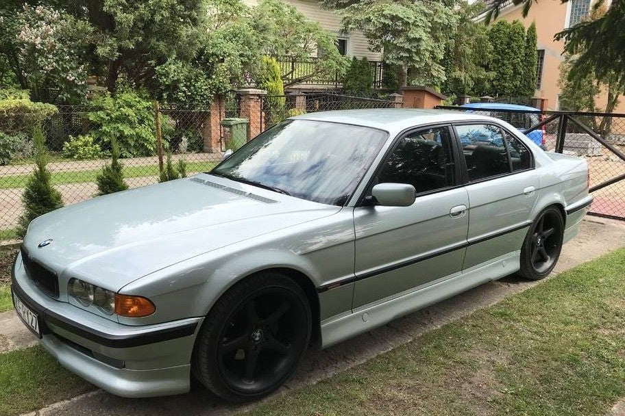 7 - E38 TALONERAS HAMANN