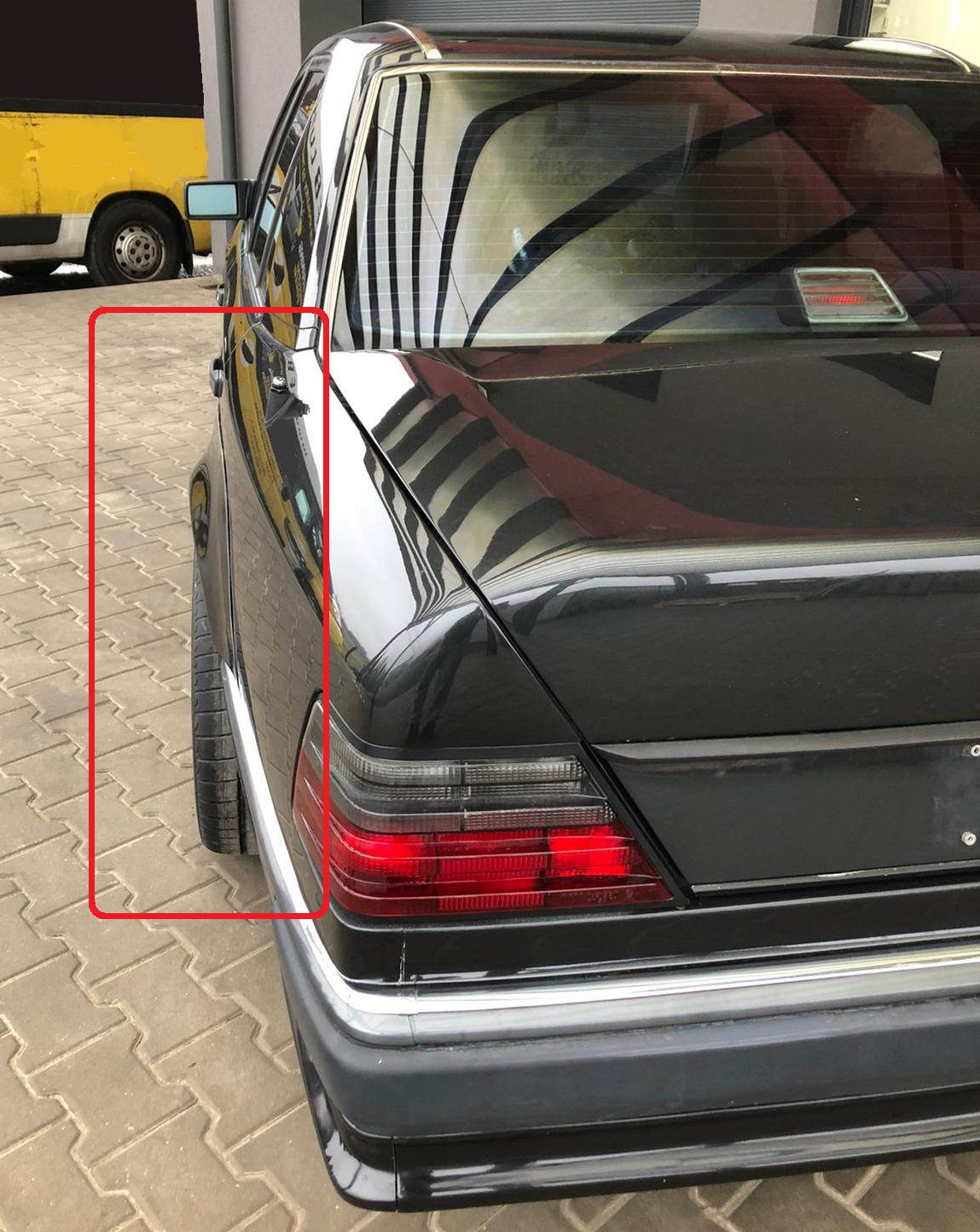 E - W124 GUARDABARROS TRASEROS ANCHOS 