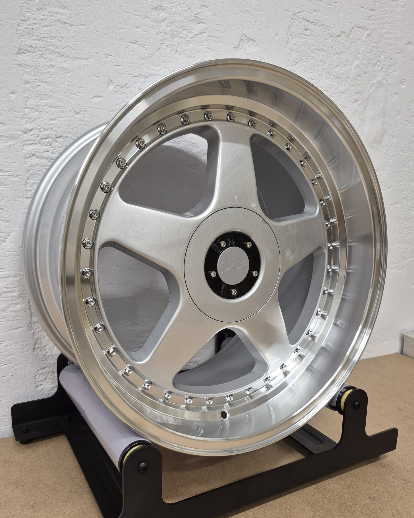 18" FUTURA 5X112/120