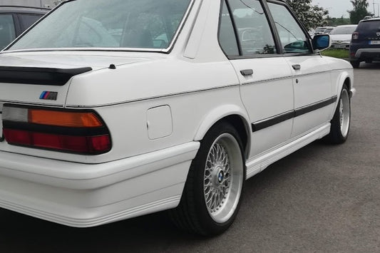 5 - E28 M535 KIT DE ALETINES