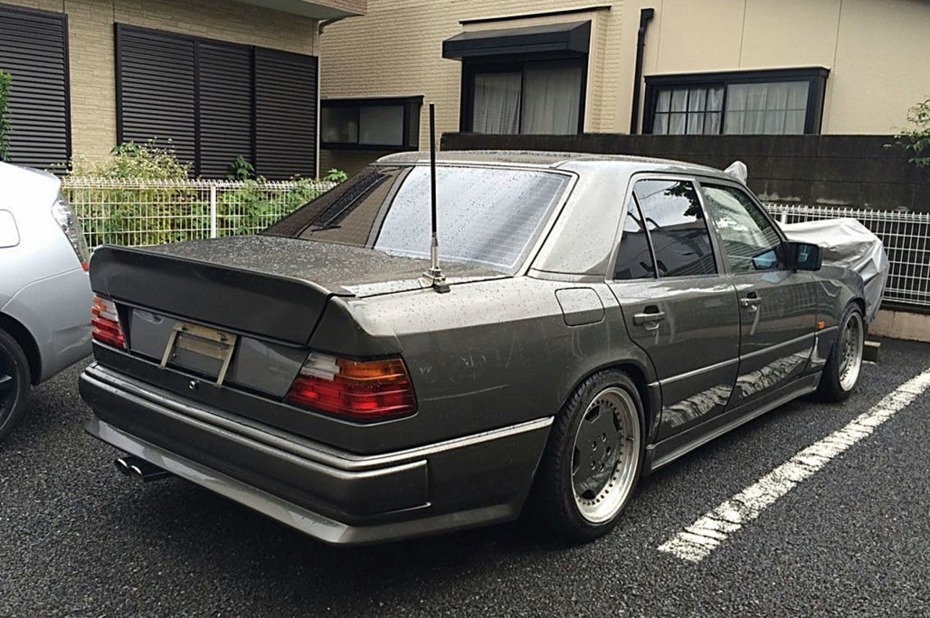 E - W124 AMG LATERALES