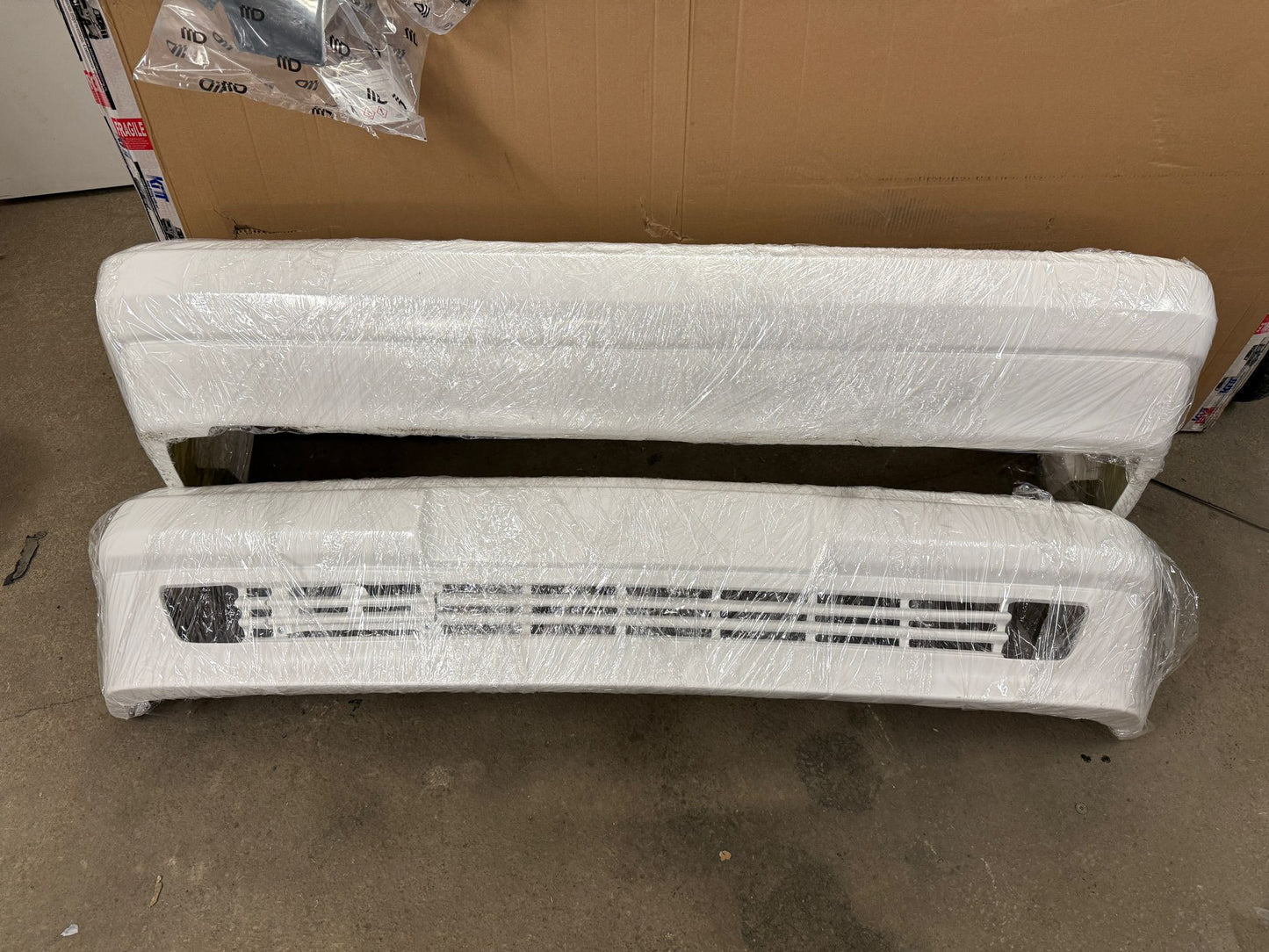 E - W124 WB E500 PARACHOQUES DELANTERO