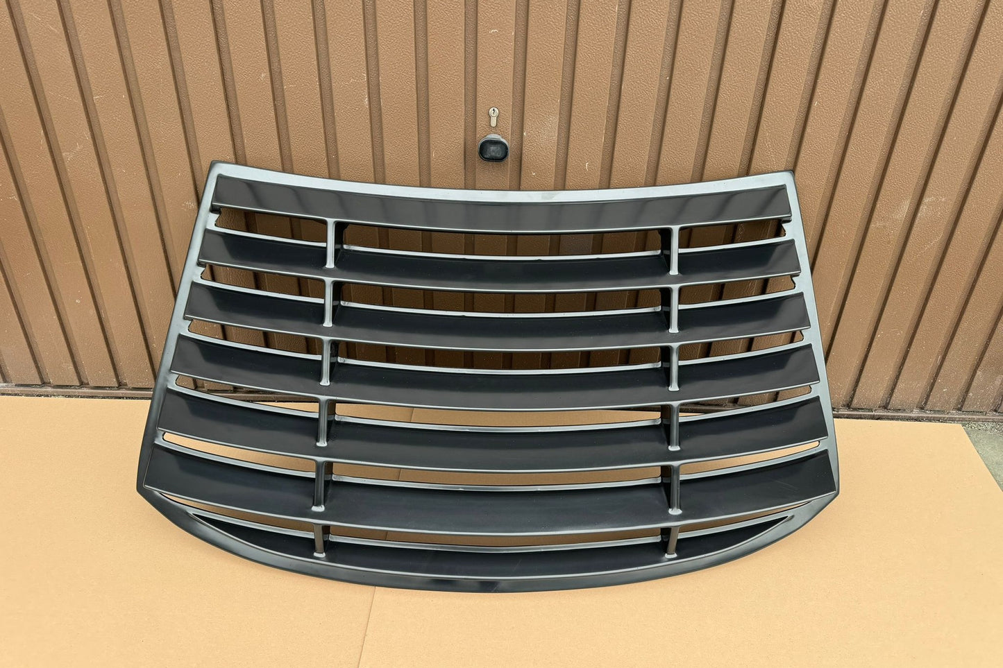 E36 - LOUVER