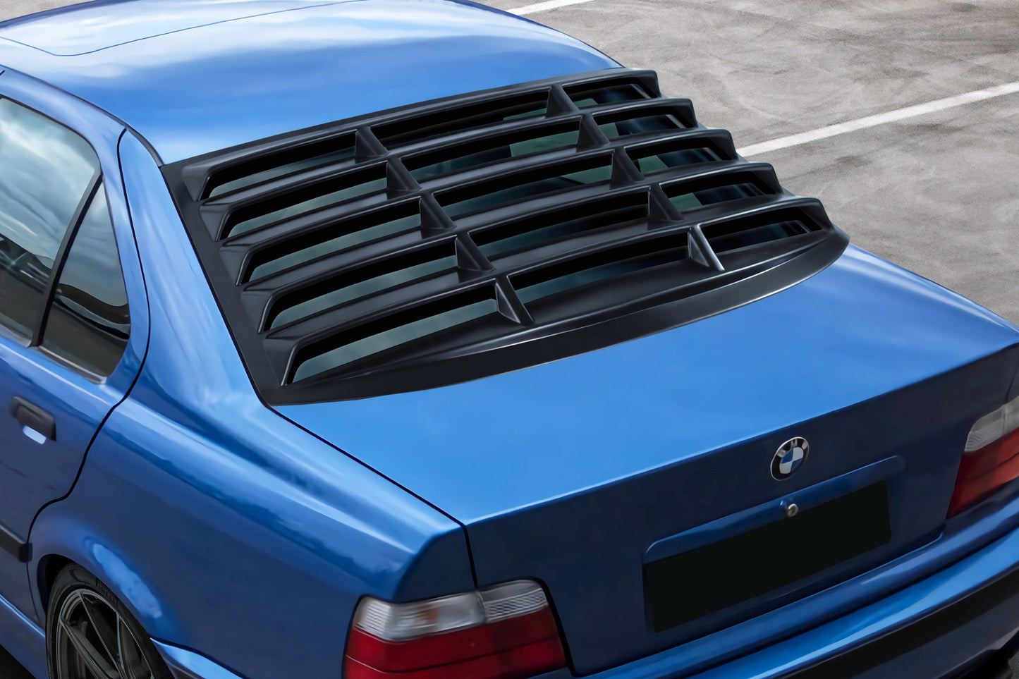 E36 - LOUVER