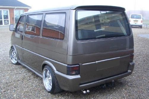 T4 -  REAR SPOILER