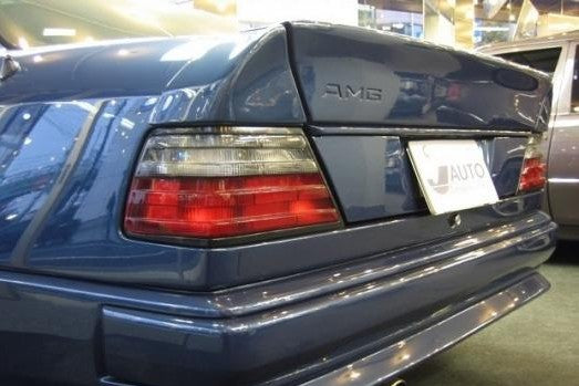 E - W124 ALERÓN AMG 