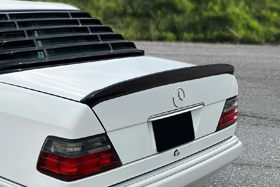 E - W124 LIP TRASERO