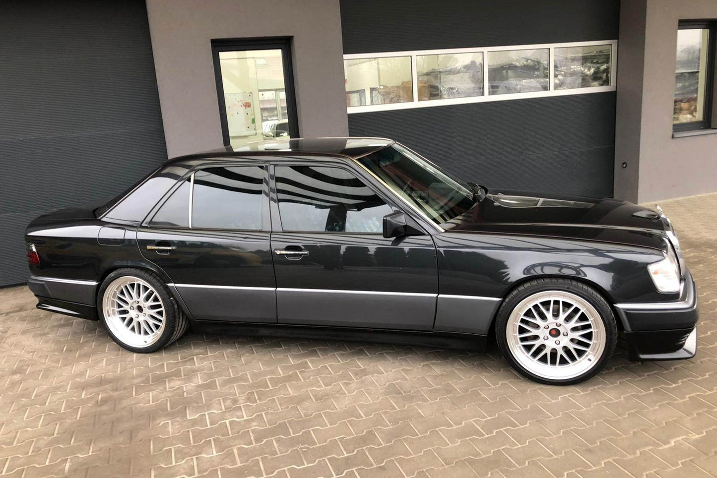 E - W124 KAMEI KIT DE DEFENSAS